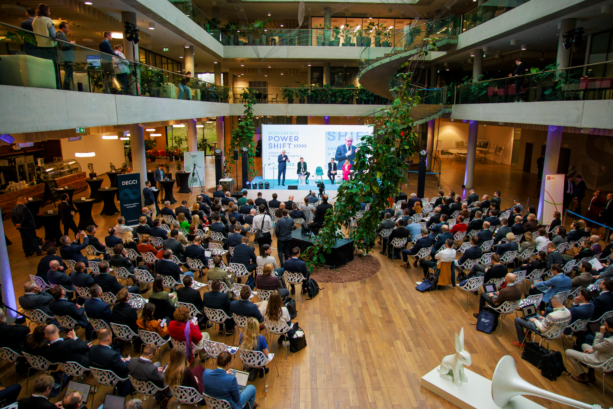 Zásadní roky pro českou energetiku: O zachování konkurenceschopnosti rozhodnou investice do rozvoje sítí a nových zdrojů energie