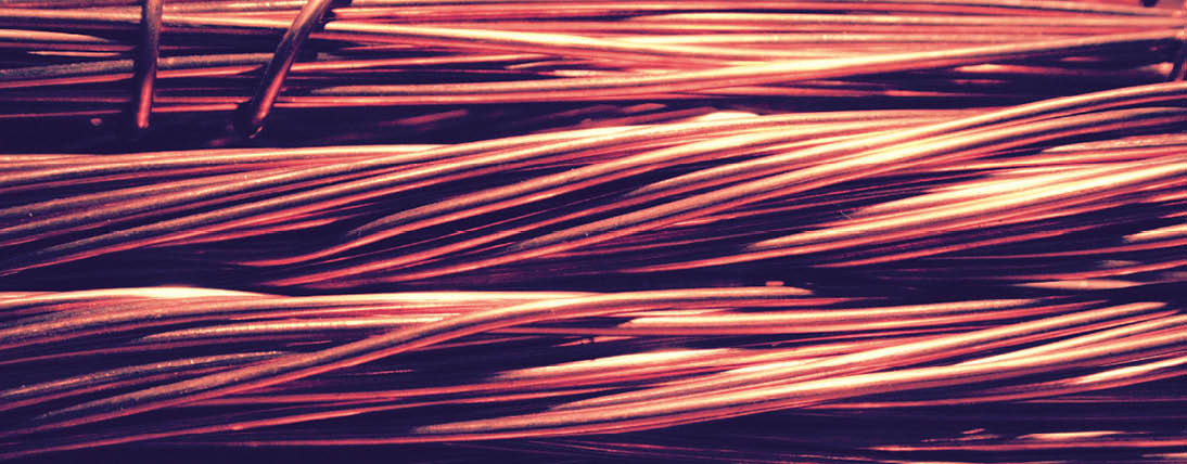 Evropa chce být nezávislá na kritických surovinách. Sama si ale háže klacky pod nohy